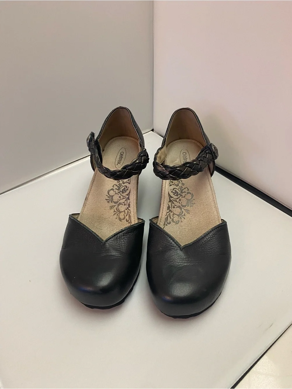 Aetrex Black Leather Braided-Ankle Women's Mule/wedge. Velcro closure Size 10